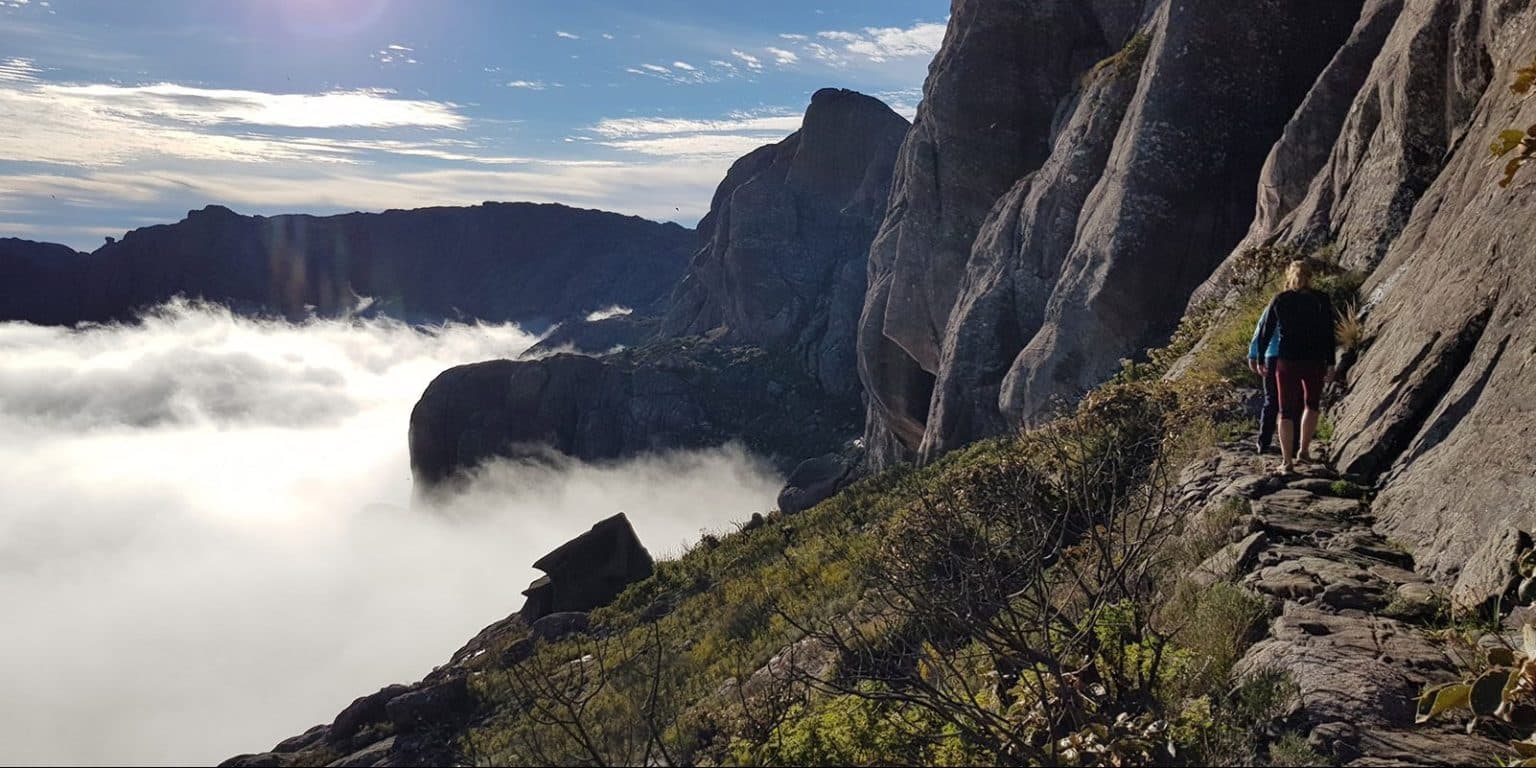 Meerdaagse trekking in Andringitra Mountains NP. Daling vanaf Pic Boby, wat een geweldige hike.