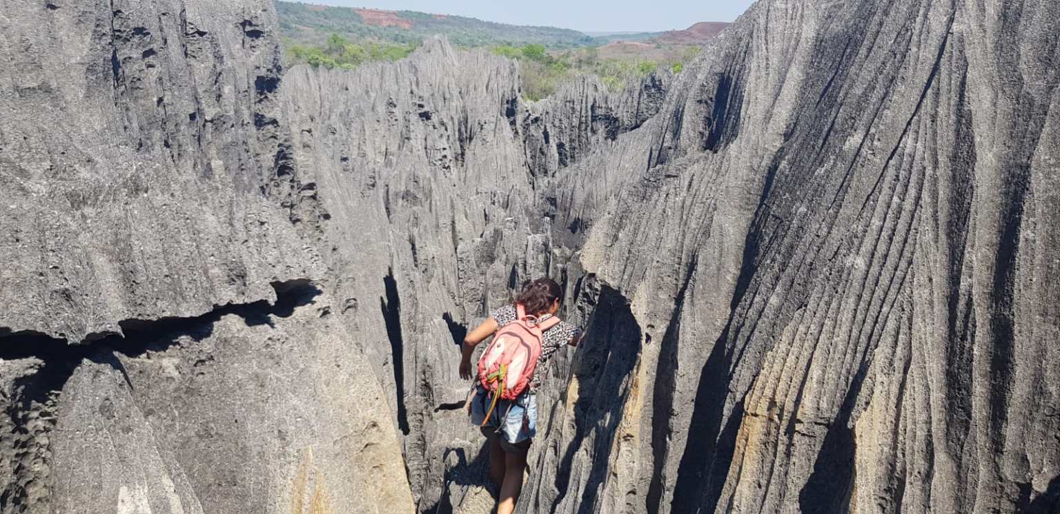 Klimmen en klauteren is loei heet Tsingy de Bemaraha NP.